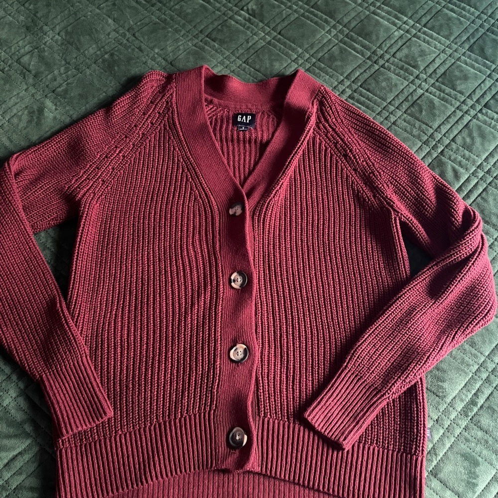 GAP Burgundy Cardigan Sweater Ribbed Knit